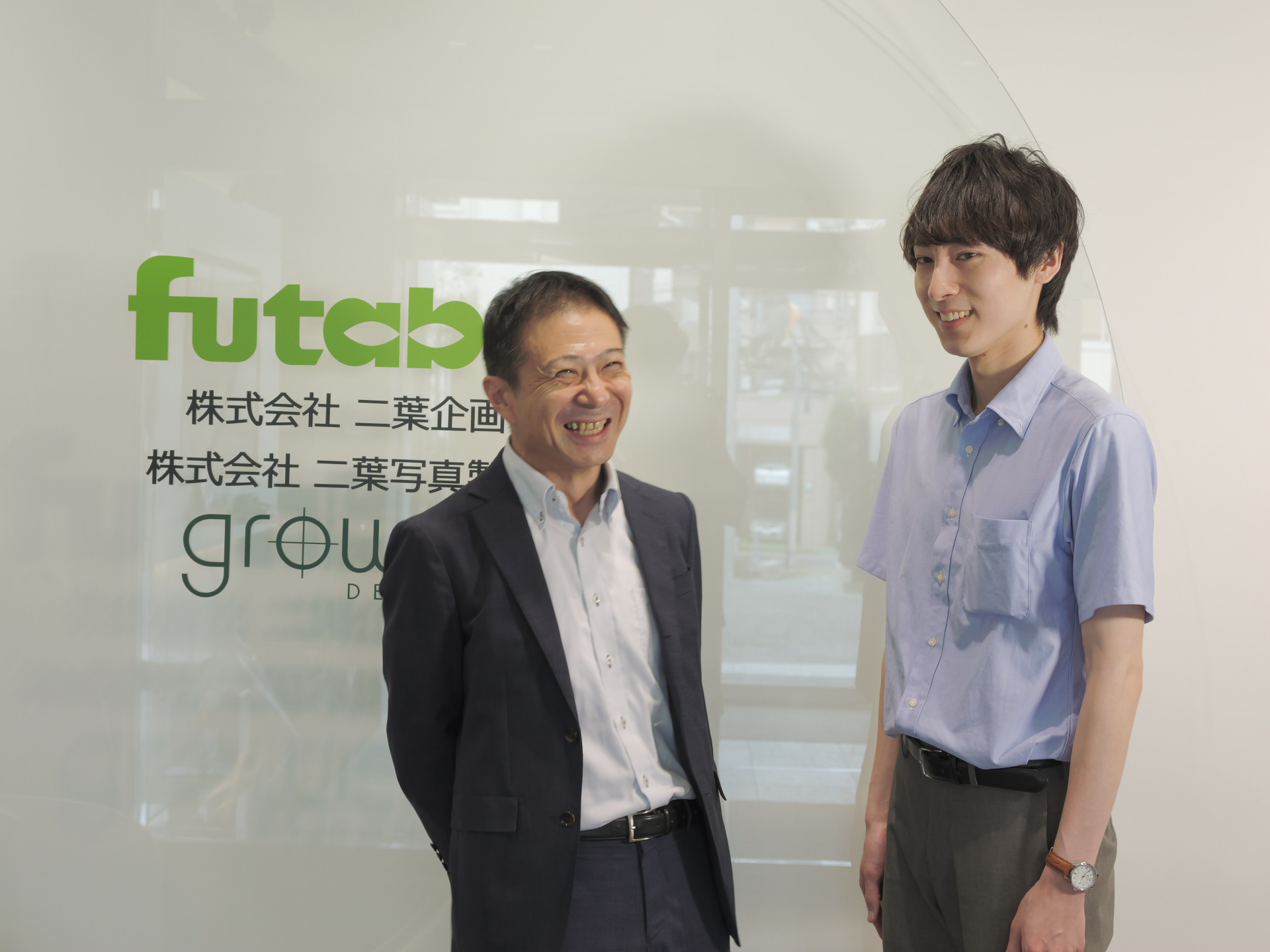 ベテラン社員と若手社員のクロストーク